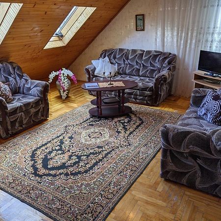 Guest House Nika - Cottages And Rooms In The Heart Of Palanga City Center Kültér fotó