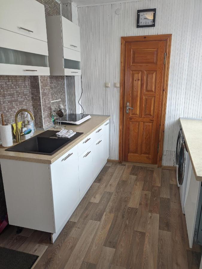 Guest House Nika - Cottages And Rooms In The Heart Of Palanga City Center Kültér fotó