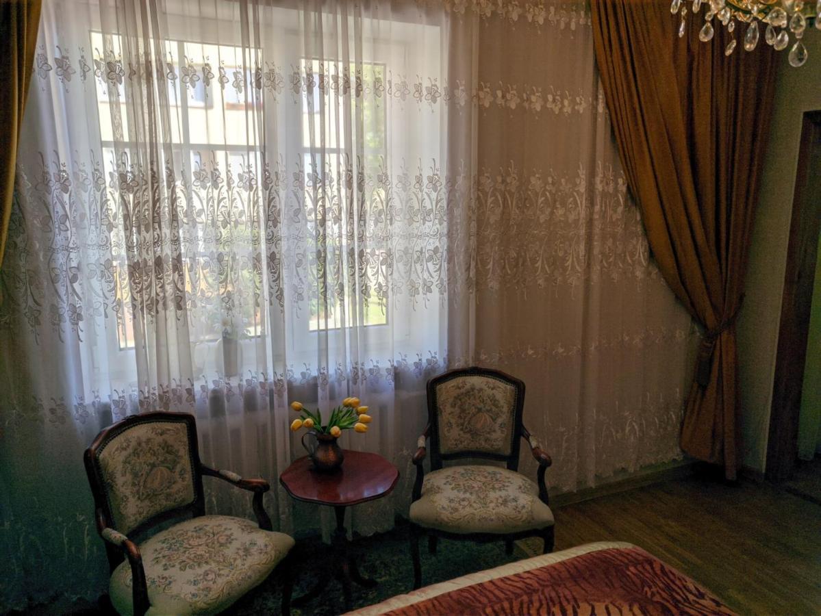 Guest House Nika - Cottages And Rooms In The Heart Of Palanga City Center Kültér fotó