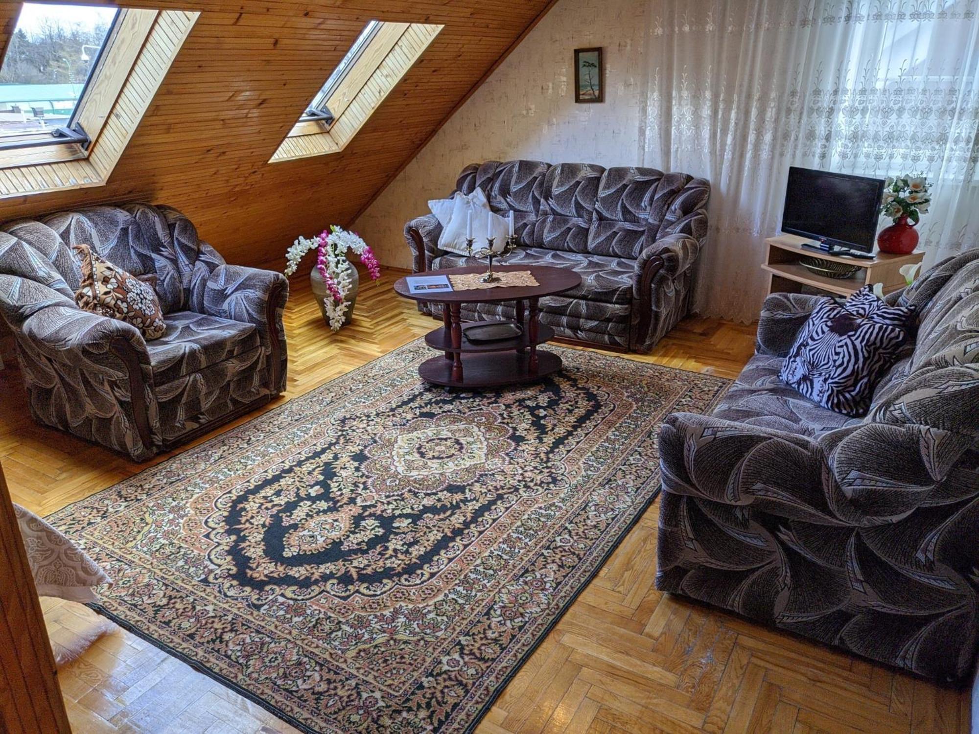 Guest House Nika - Cottages And Rooms In The Heart Of Palanga City Center Kültér fotó